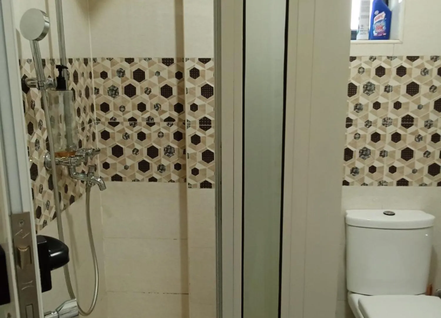 The Shoal No 5 Apartment, Mawanda Road 坎帕拉 公寓